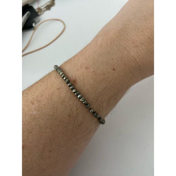 dark gray glass bead bracelet - Picture 1 of 4